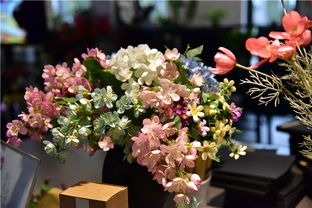 蚕茧公仔与花朵 佛山95后的创意工艺品新篇章